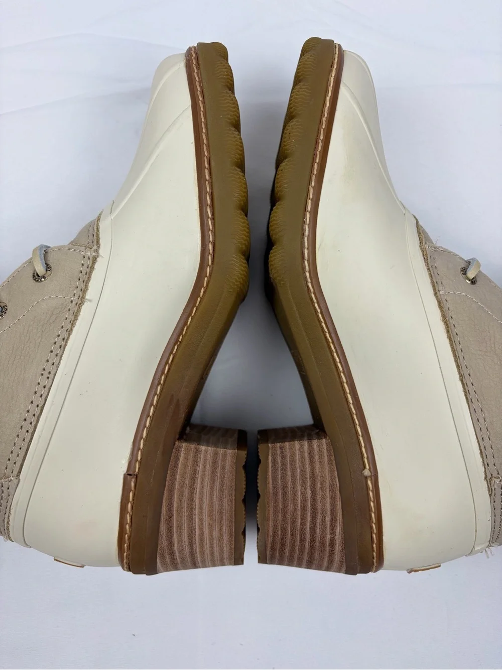 Sperry Saltwater Heel Leather Duck Boots Size 8.5 Cream / Beige